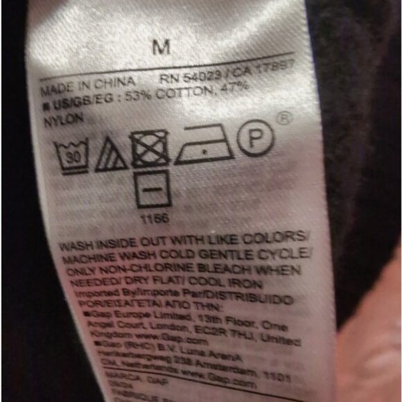 GAP CASHSOFT CHUNKY V-NECK SWEATER IN BLACK SIZE MEDIUM BNWT NEVER WORN - Picture 7 of 8